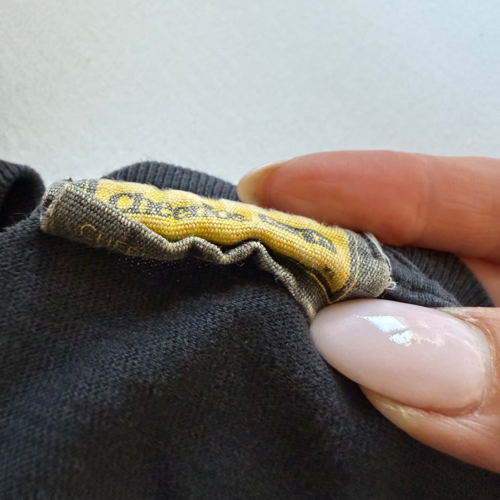 Kith Cheerios Buzz Bee Tee - Picture 5 of 6